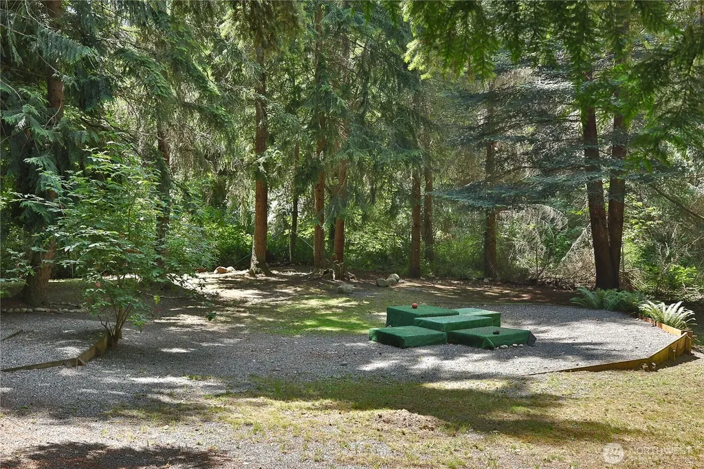 6621 Sills Road Clinton WA 98236