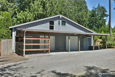 6621 Sills Road Clinton WA 98236
