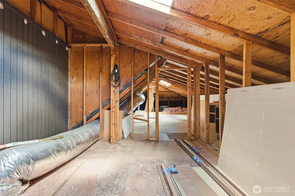 2406 Emerald Drive Milton WA 98354