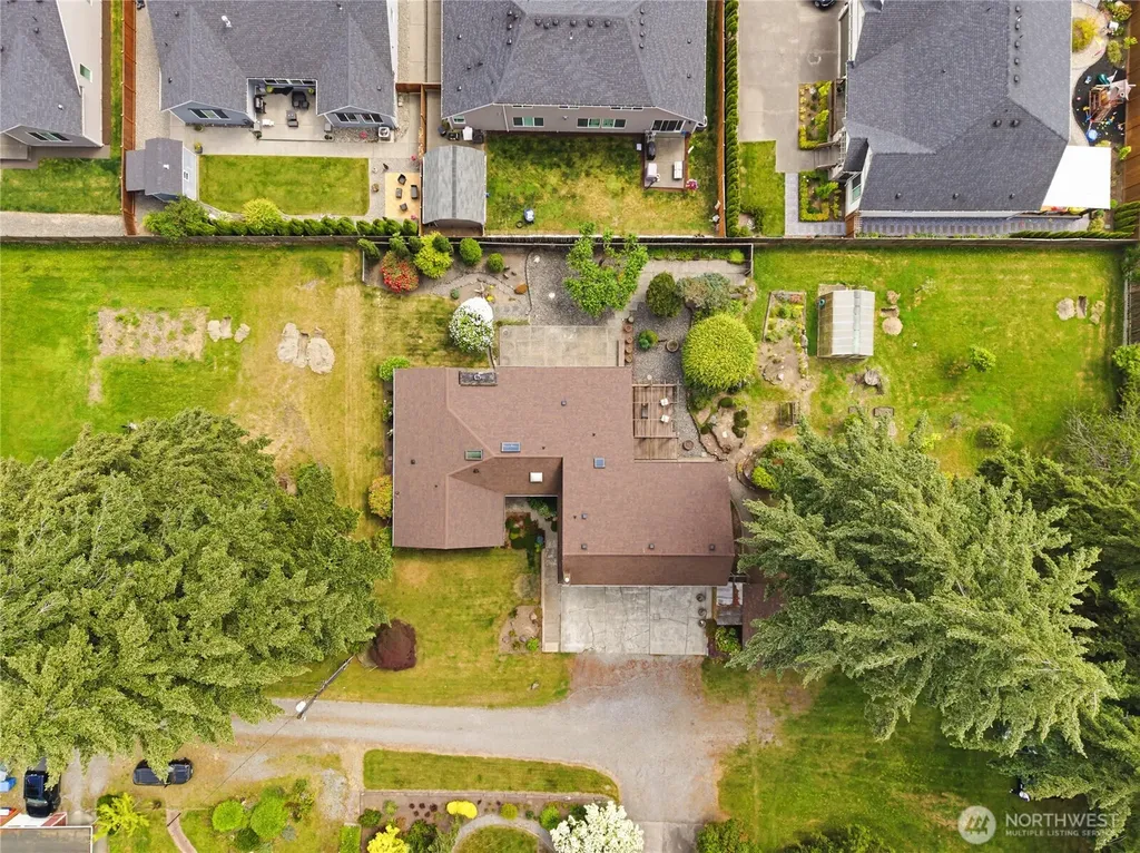 2406 Emerald Drive Milton WA 98354