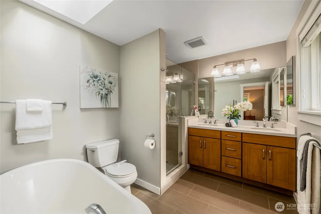 3401 79th Avenue SE Mercer Island WA 98040