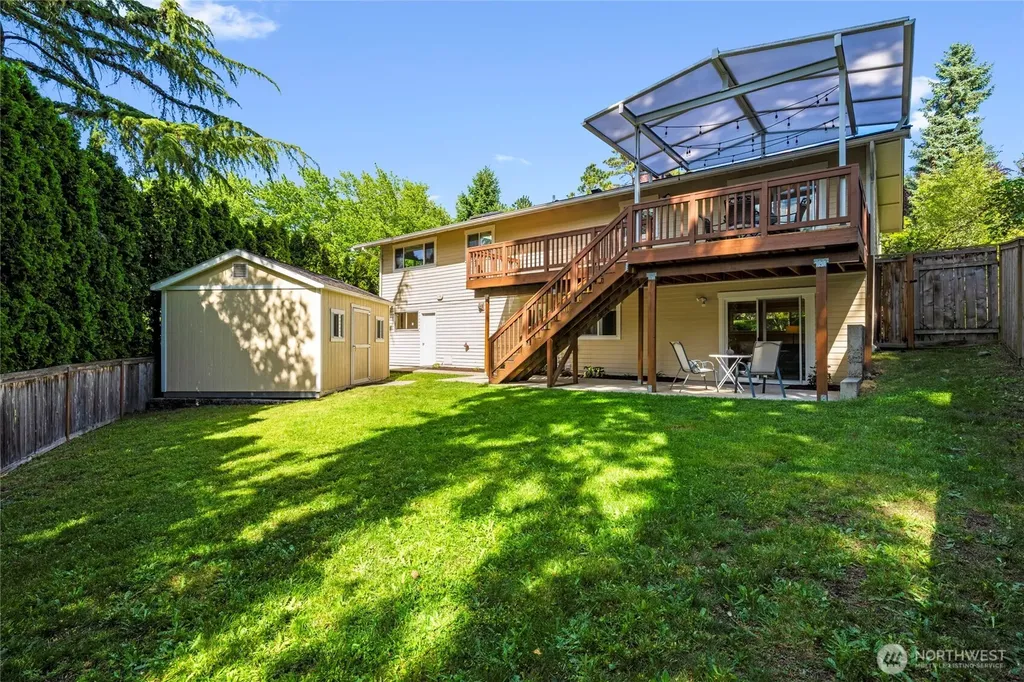 3401 79th Avenue SE Mercer Island WA 98040