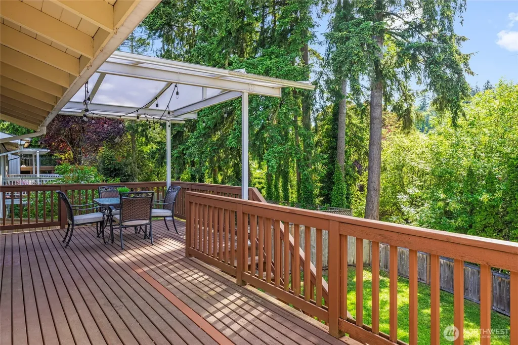 3401 79th Avenue SE Mercer Island WA 98040