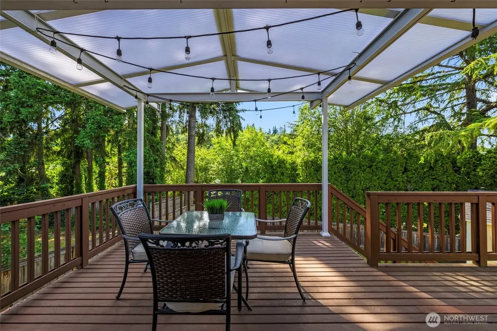 3401 79th Avenue SE Mercer Island WA 98040