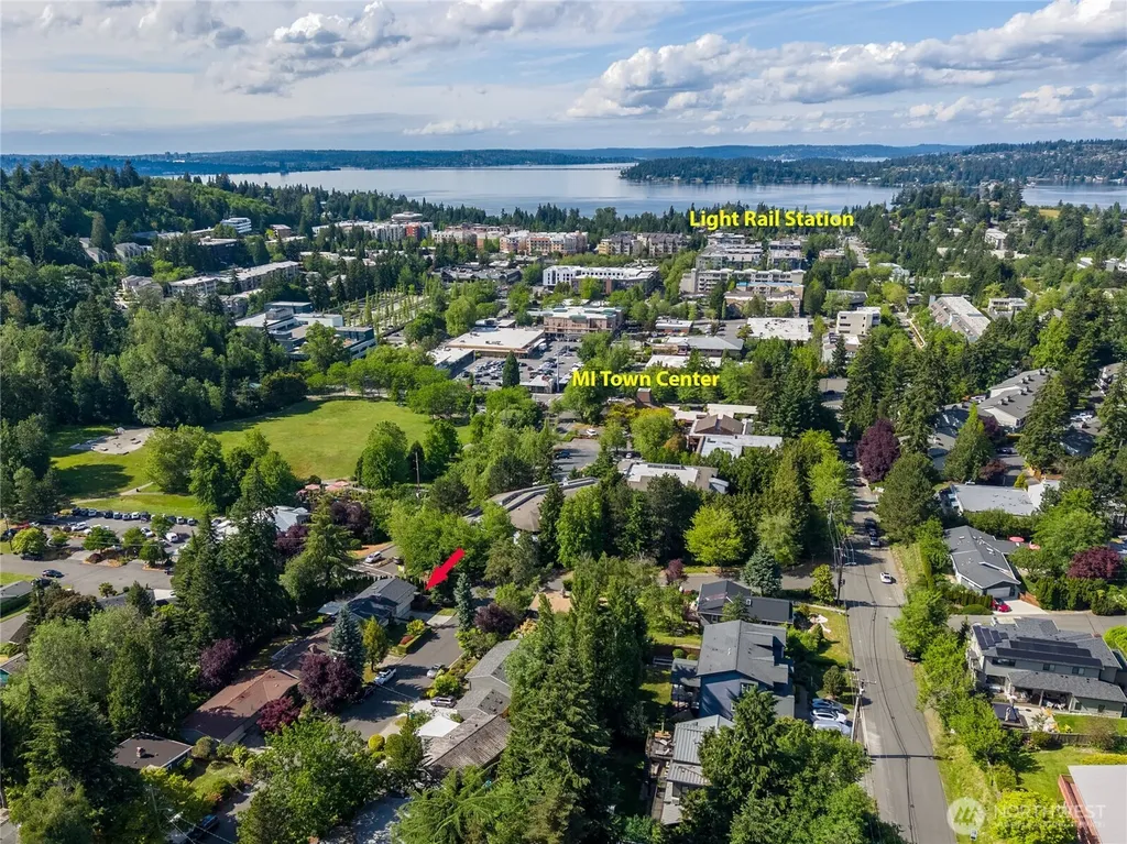 3401 79th Avenue SE Mercer Island WA 98040