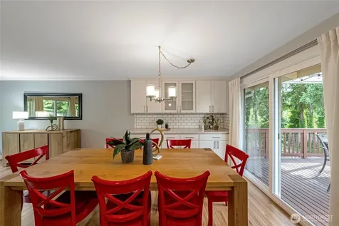 3401 79th Avenue SE Mercer Island WA 98040