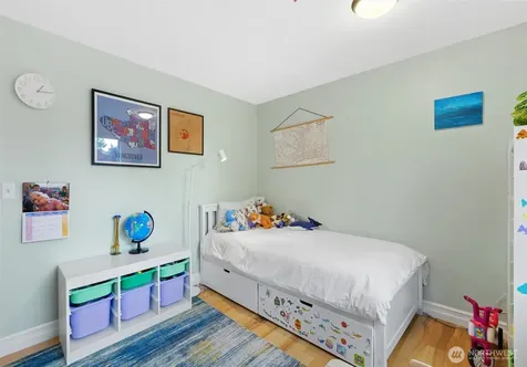 3238 Walnut Avenue SW Seattle WA 98116