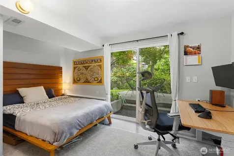 3238 Walnut Avenue SW Seattle WA 98116