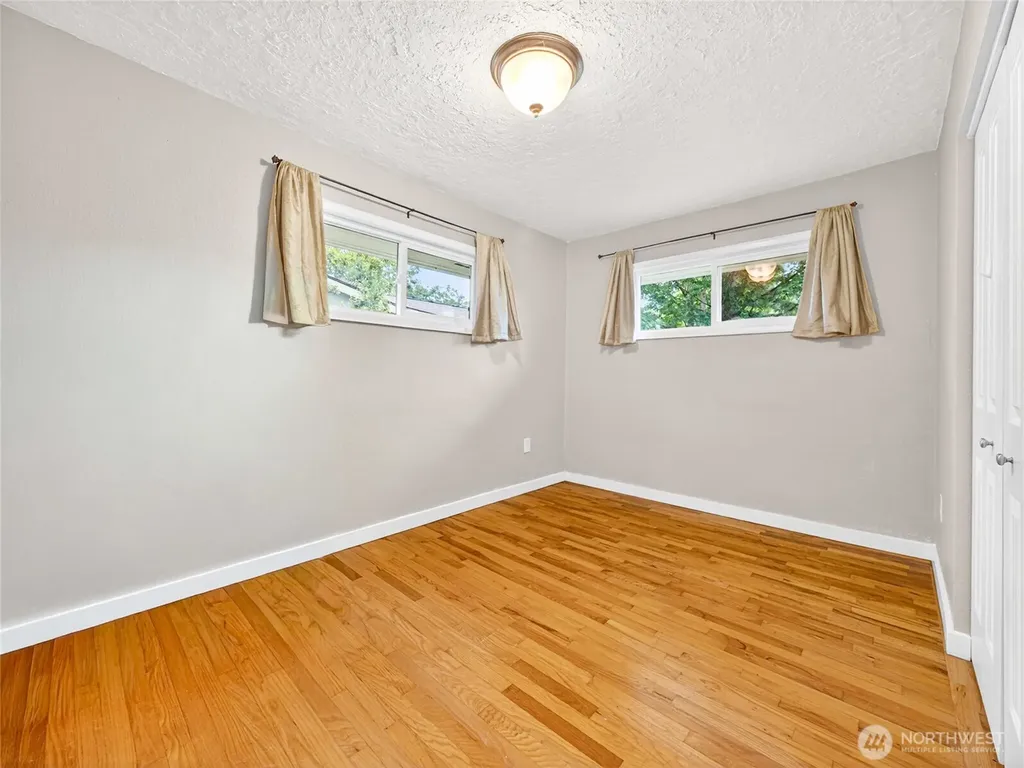 10712 NE 67 Street Vancouver WA 98662