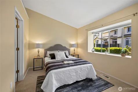 2145 NW Pacific Elm Drive Issaquah WA 98027