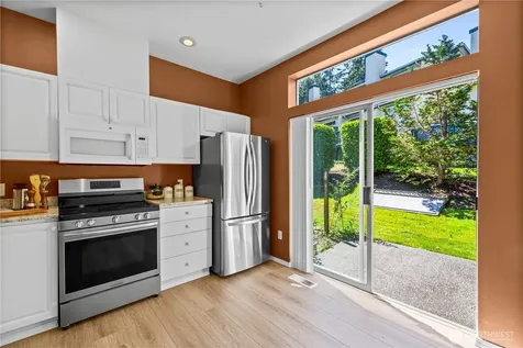 2145 NW Pacific Elm Drive Issaquah WA 98027