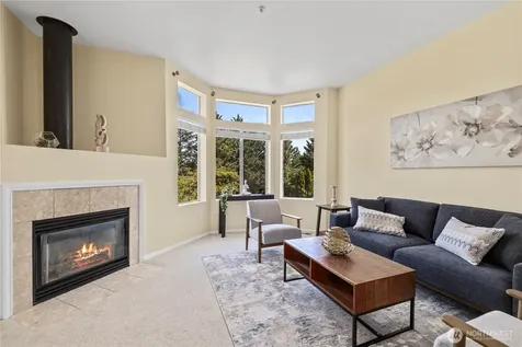 2145 NW Pacific Elm Drive Issaquah WA 98027
