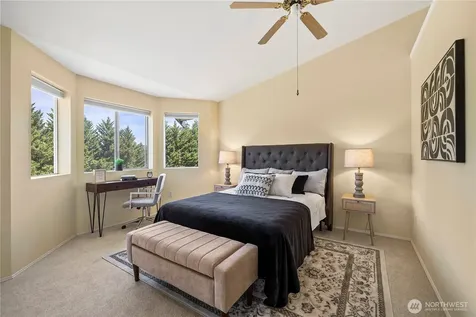 2145 NW Pacific Elm Drive Issaquah WA 98027