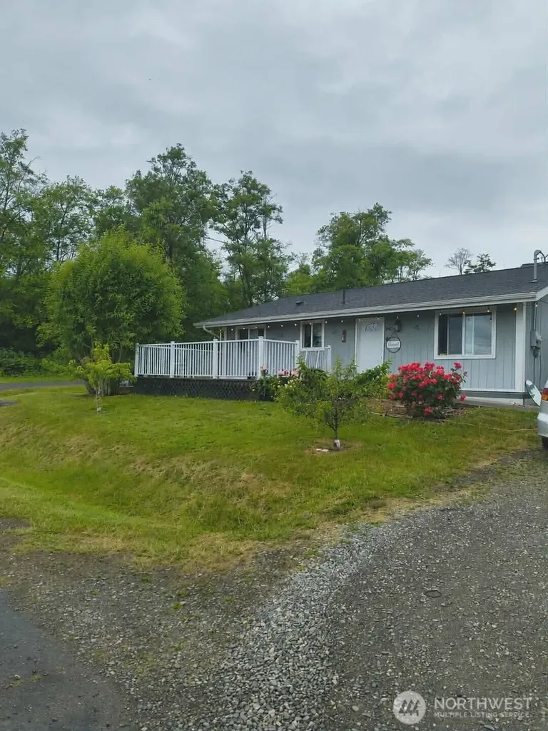 8404 Treevue Blaine WA 98230