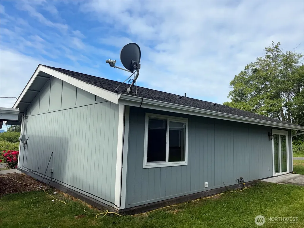 8404 Treevue Blaine WA 98230