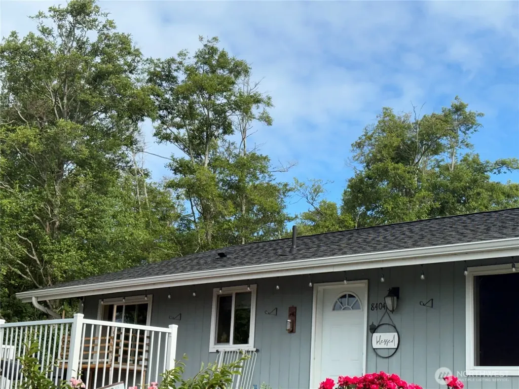 8404 Treevue Blaine WA 98230