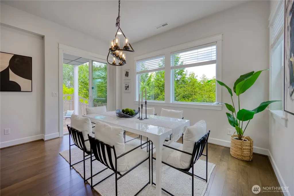 480 6th Lane NE Issaquah WA 98029