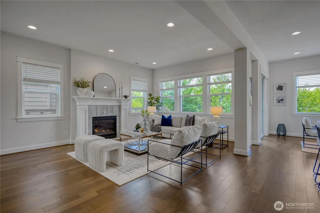480 6th Lane NE Issaquah WA 98029