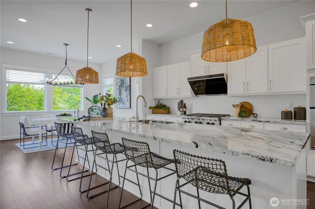 480 6th Lane NE Issaquah WA 98029