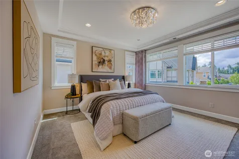 480 6th Lane NE Issaquah WA 98029