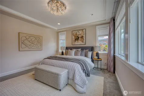480 6th Lane NE Issaquah WA 98029