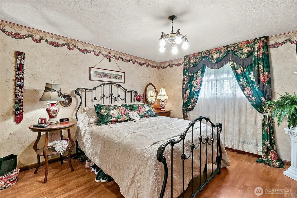 502 E 32nd Street Tacoma WA 98404