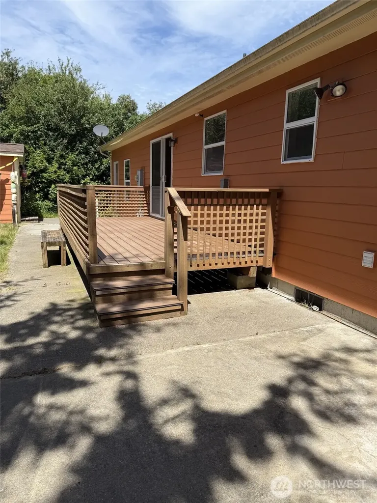 509 Point Brown Avenue SW Ocean Shores WA 98569