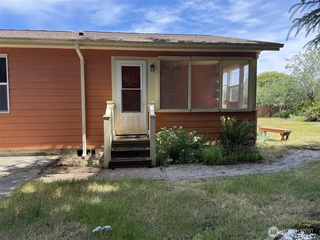 509 Point Brown Avenue SW Ocean Shores WA 98569