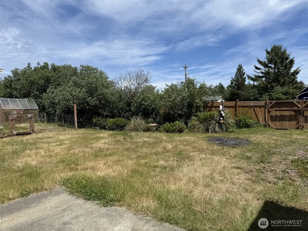 509 Point Brown Avenue SW Ocean Shores WA 98569