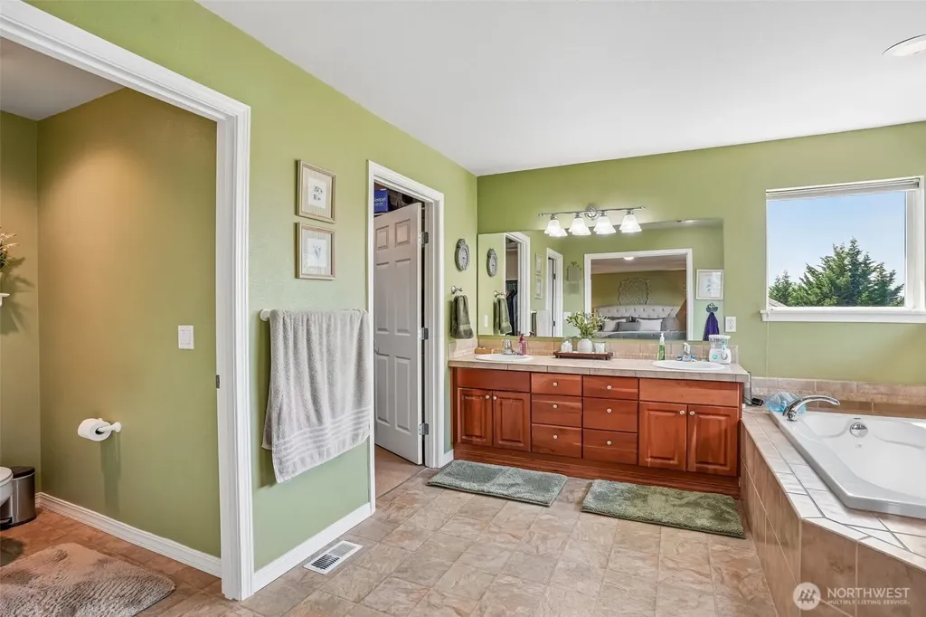 22301 73rd Street E Buckley WA 98321