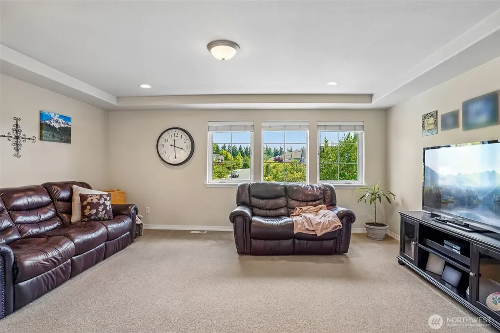 22301 73rd Street E Buckley WA 98321