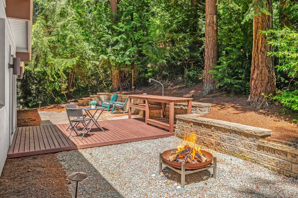 14460 NE 16th Place Bellevue WA 98007