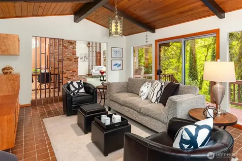 14460 NE 16th Place Bellevue WA 98007
