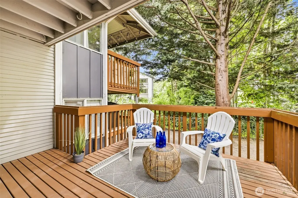 17211 NE 45th Street Redmond WA 98052