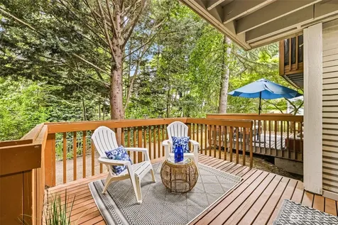 17211 NE 45th Street Redmond WA 98052