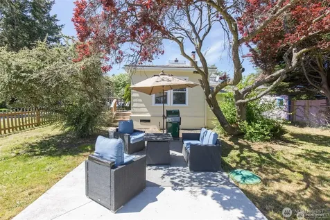 4900 Sequim Dungeness Way Sequim WA 98382