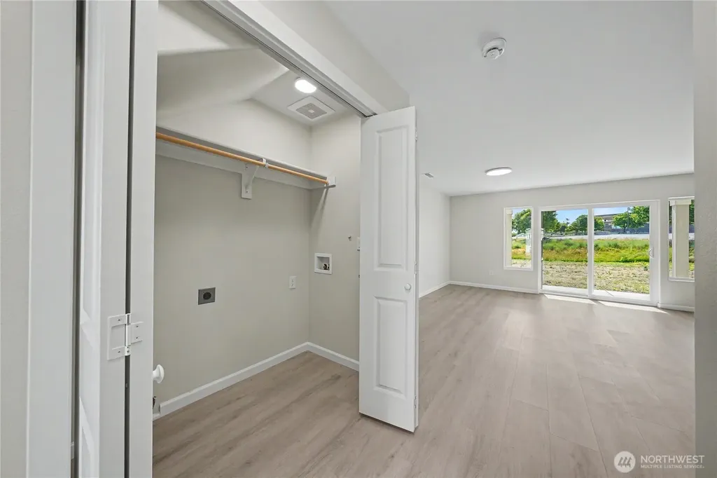435 N Fifth Avenue Connell WA 99326