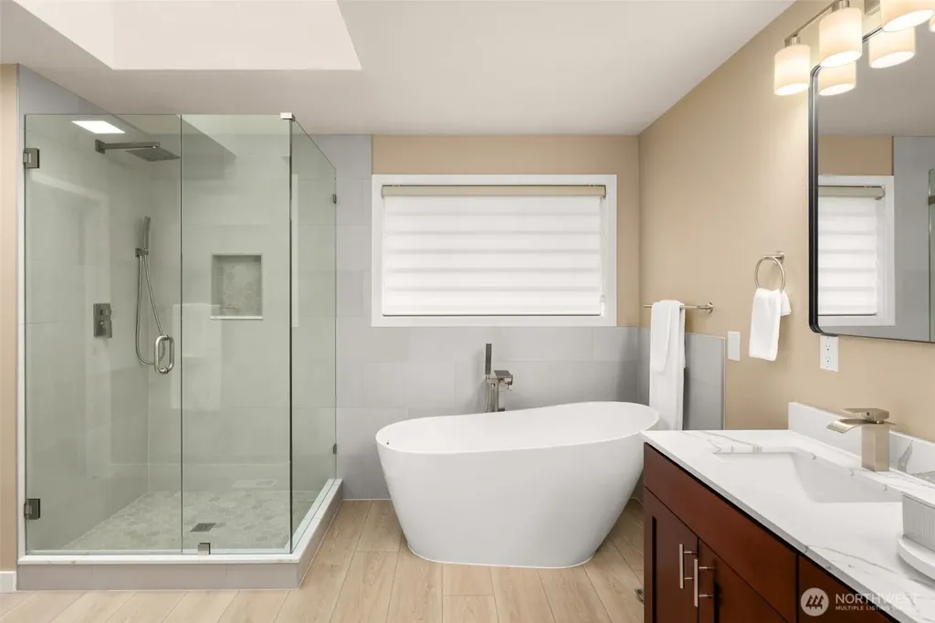 25444 SE 42nd Place Issaquah WA 98029