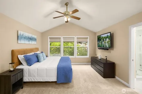 25444 SE 42nd Place Issaquah WA 98029