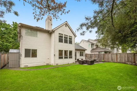 25444 SE 42nd Place Issaquah WA 98029