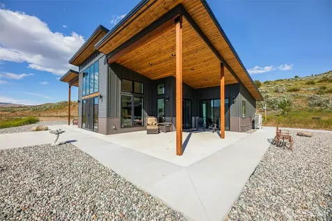 88 Cowboy Road Methow WA 98846