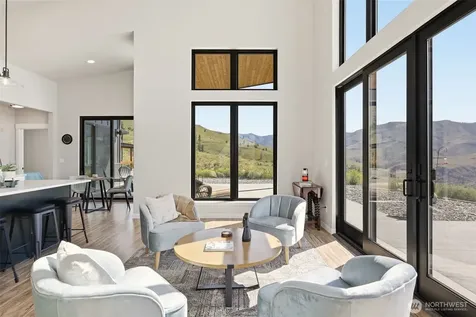 88 Cowboy Road Methow WA 98846