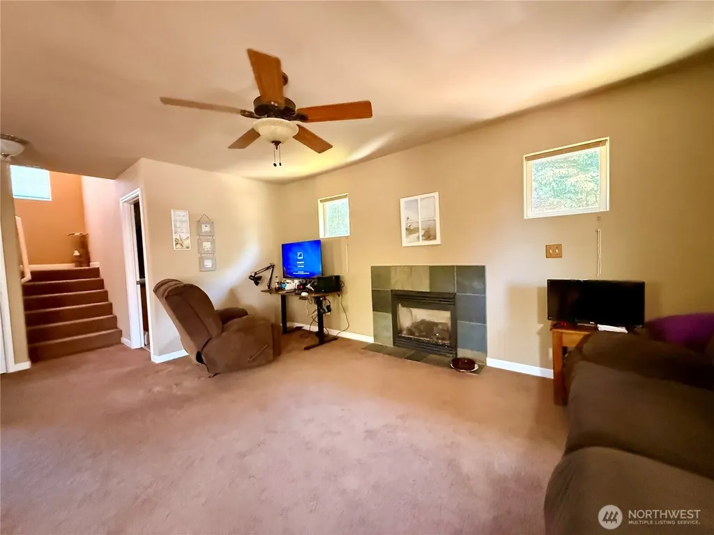148 Wishkah Street SW Ocean Shores WA 98569