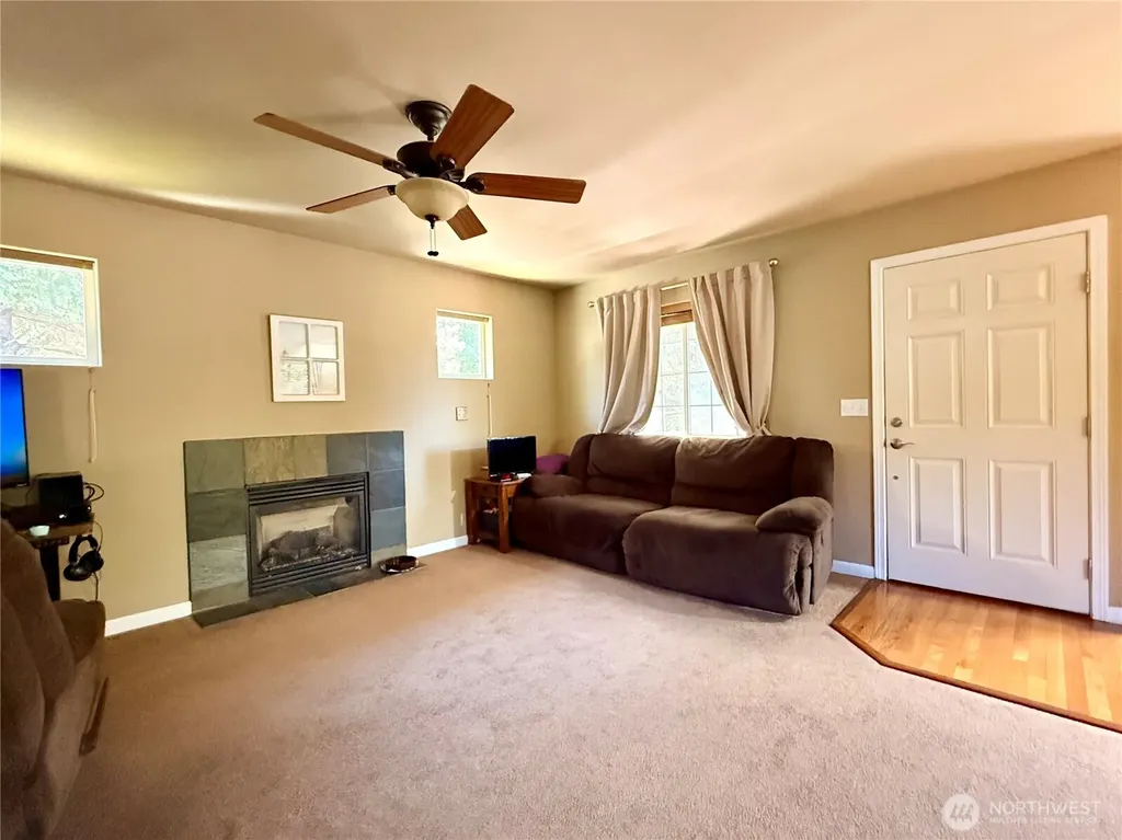 148 Wishkah Street SW Ocean Shores WA 98569