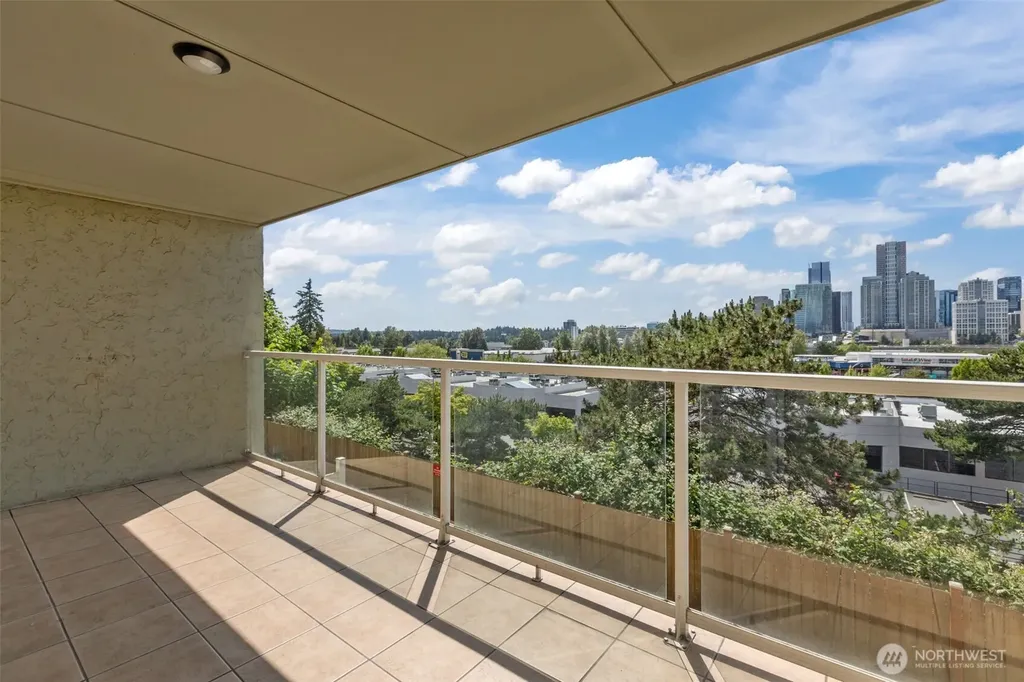 701 122nd Avenue NE Bellevue WA 98005
