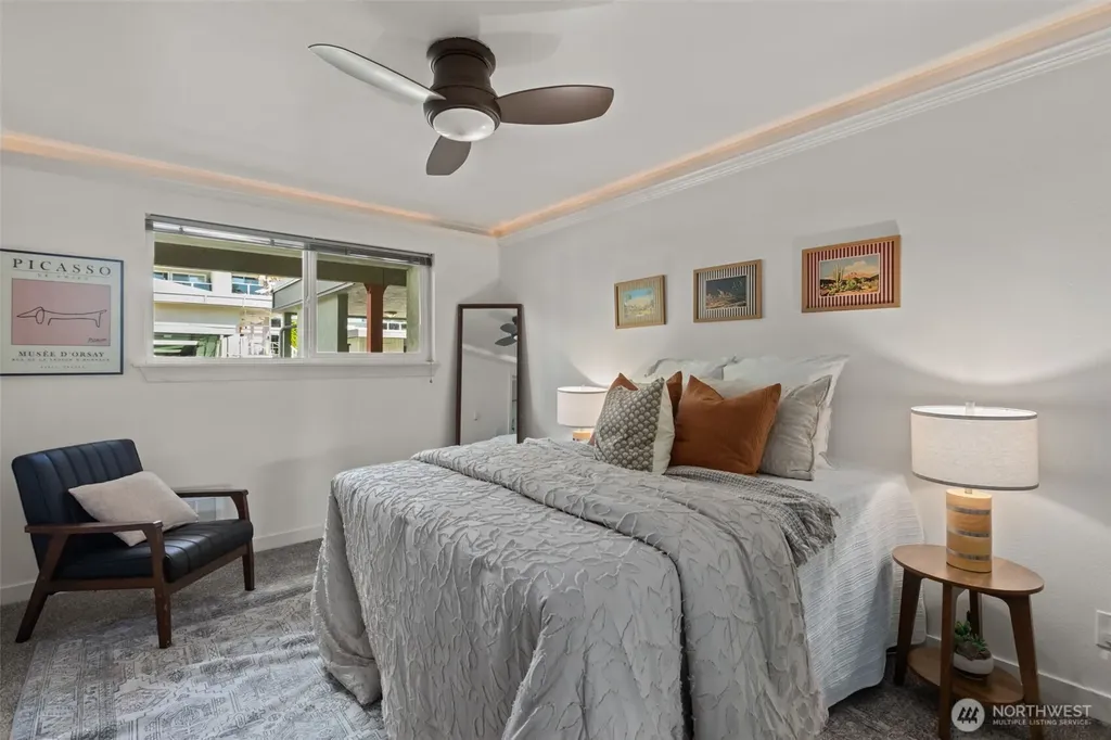 701 122nd Avenue NE Bellevue WA 98005
