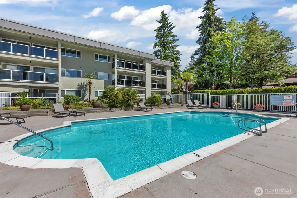 701 122nd Avenue NE Bellevue WA 98005
