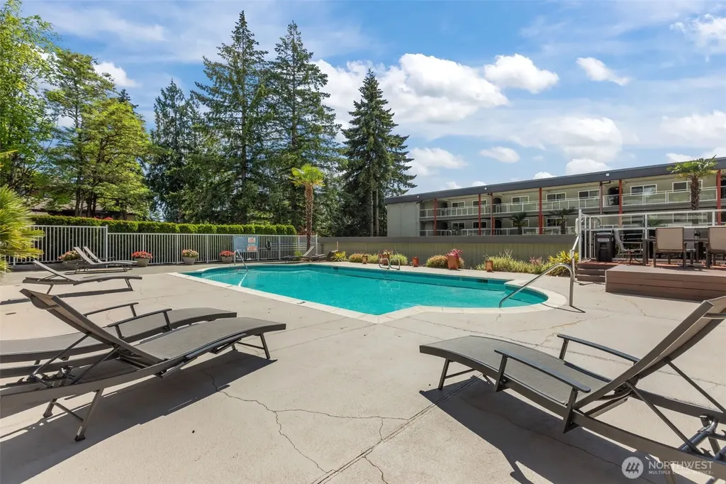 701 122nd Avenue NE Bellevue WA 98005