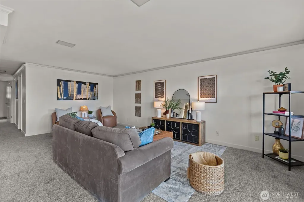 701 122nd Avenue NE Bellevue WA 98005