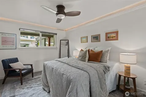 701 122nd Avenue NE Bellevue WA 98005